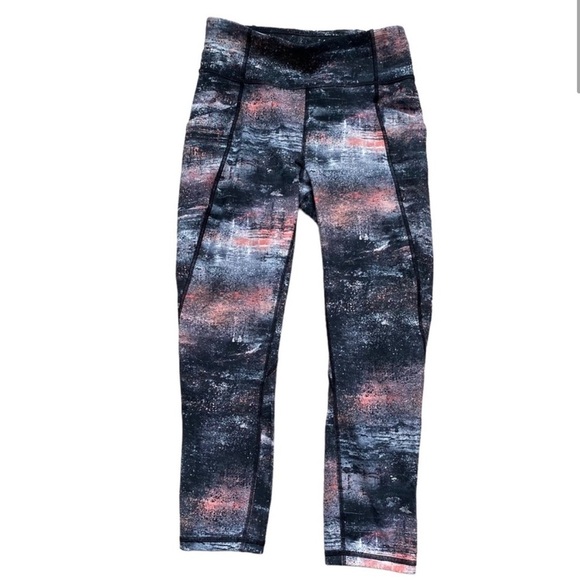 Lululemon Time To Sweat 23” Crop Leggings 2 Multicolor - Picture 2 of 12